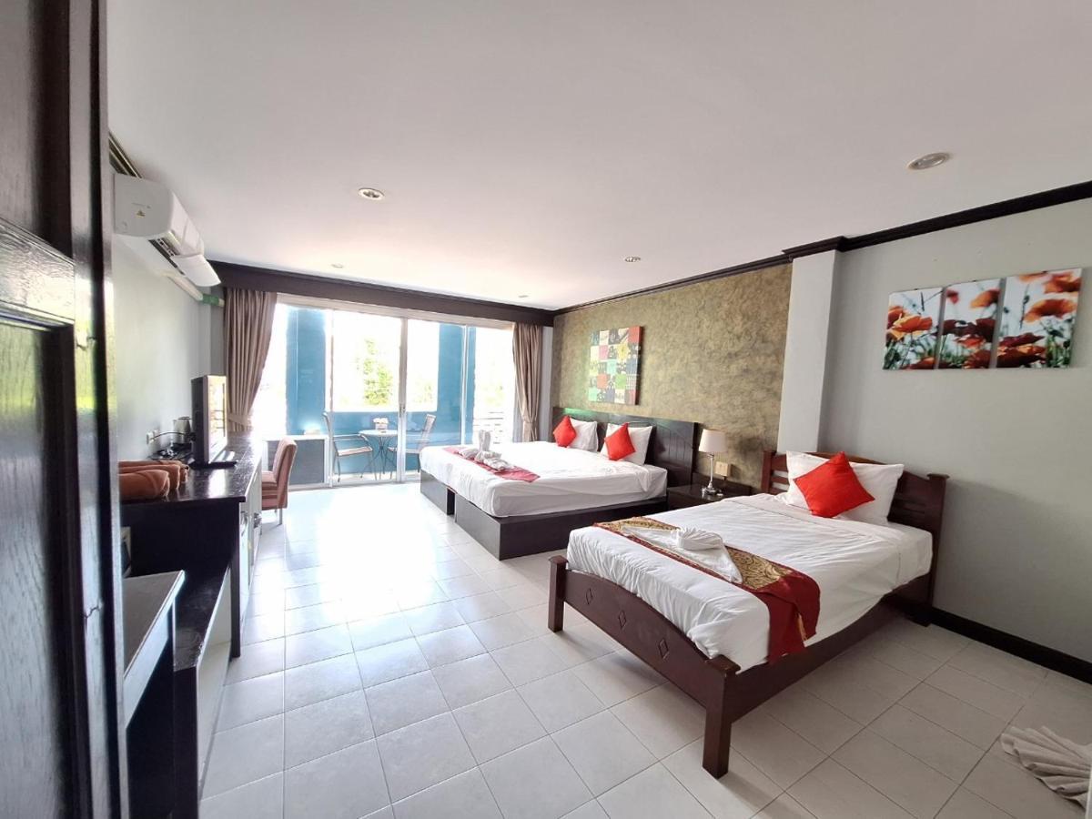 Sea Boss Homestay Strand Kata Exterior foto